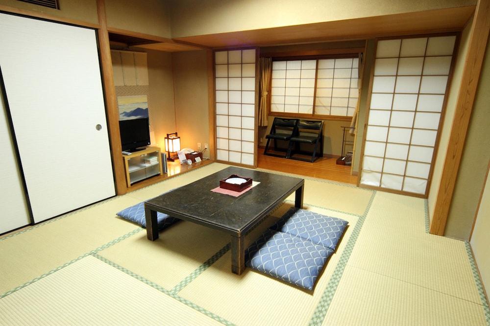 Kokusai 3* Hiroshima