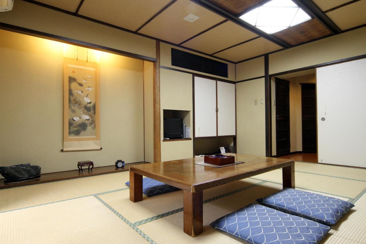 Kokusai Hotel 3*