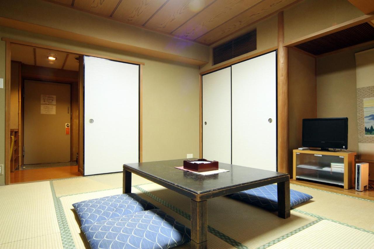 Kokusai Hotel 3*