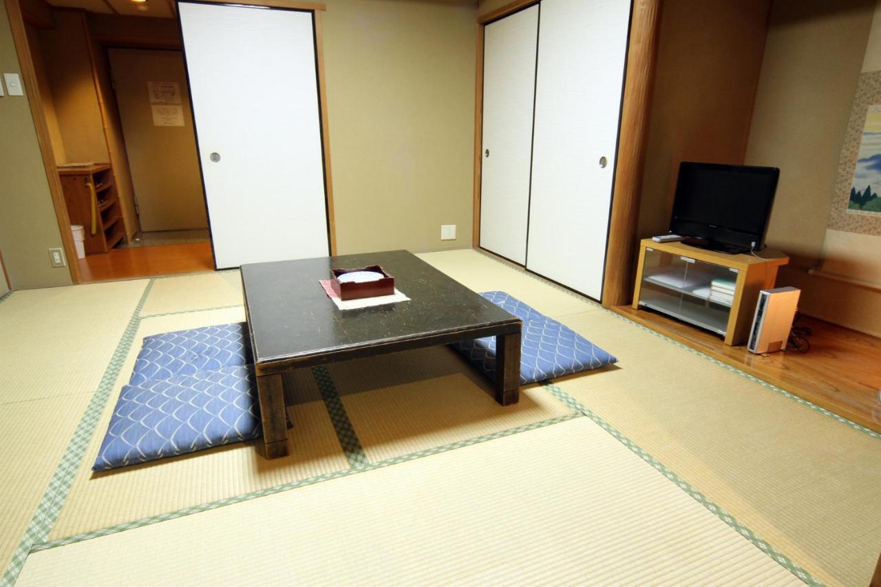 Kokusai 3*